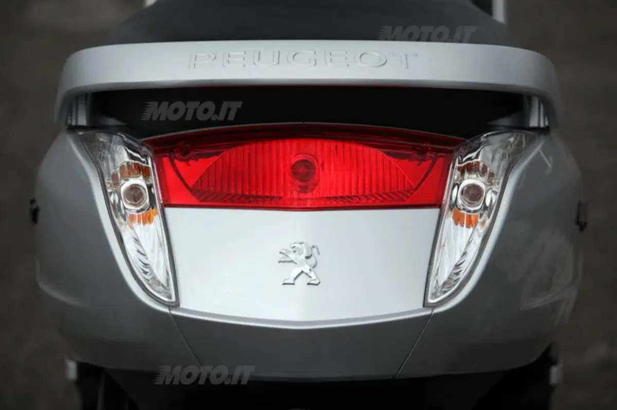 Peugeot Citystar 125i e 200i  (16)