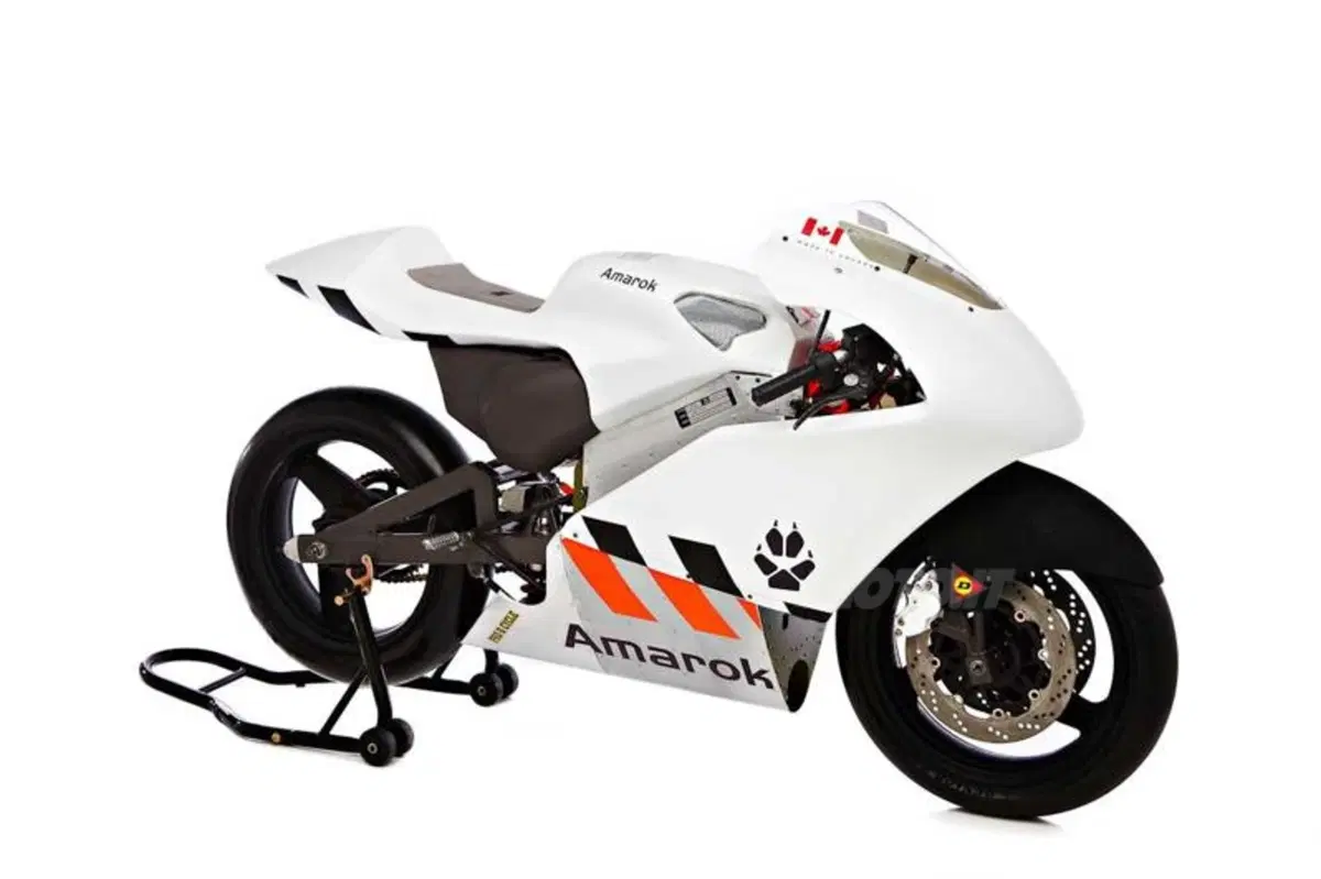 Amarok, la moto elettrica da corsa minimalista (2)