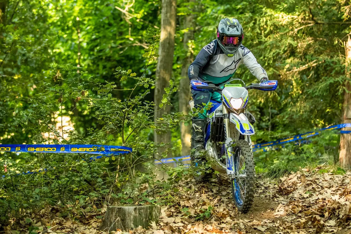 Sherco Enduro 2020 TEST: 125 e 300 2t, 300 4t. Video (2)