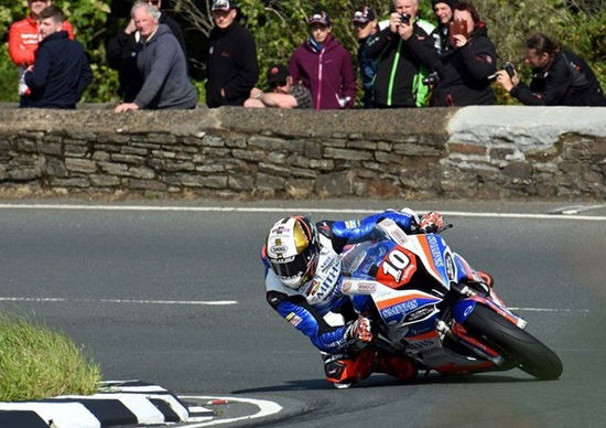 TT 2019: tripletta di Hickman. Lightweight a Dunlop