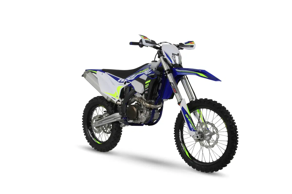 Sherco Enduro 2020 TEST: 125 e 300 2T, 300 4T (Video) (10)