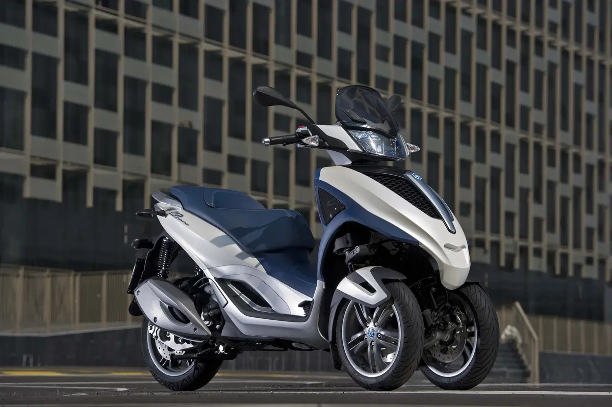 Nuovo Piaggio Mp3 Yourban 300 LT (4)