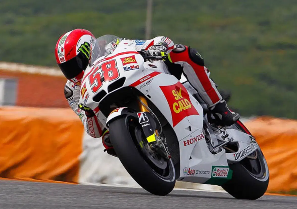 Simoncelli chiude in testa il venerd&igrave; all'Estoril