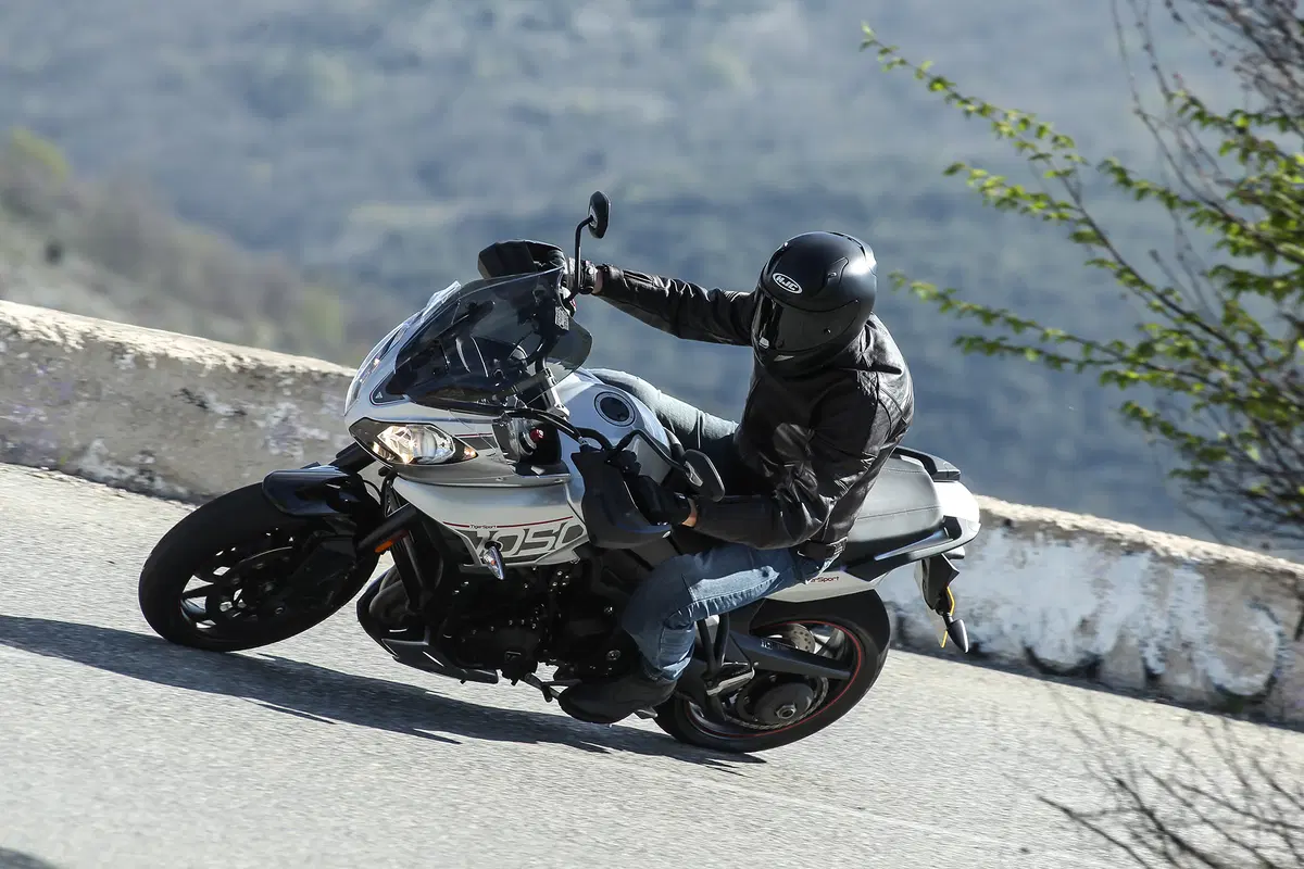 Triumph Tiger Sport 2016 (3)