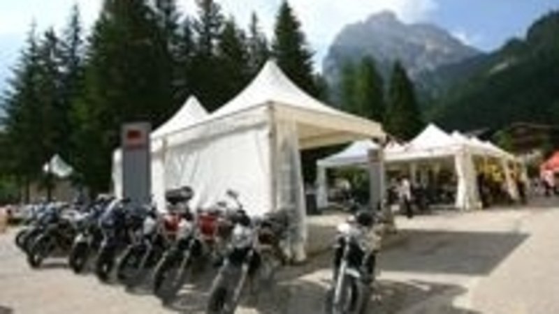 Yamaha Dolomiti Ride 2011