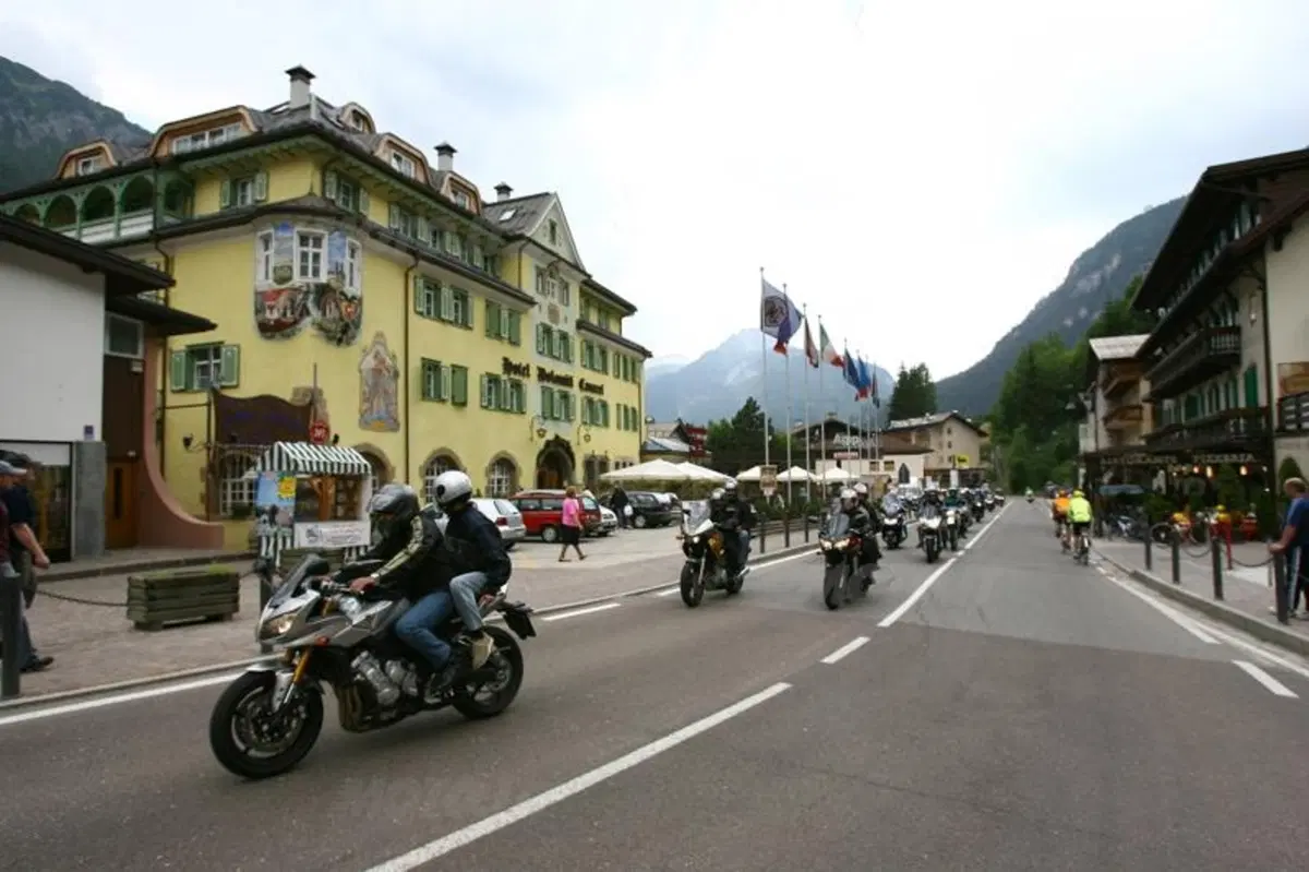 Yamaha Dolomiti Ride 2011 (2)