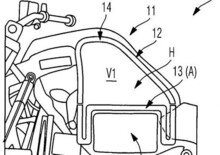 BMW: brevetto per una moto ibrida