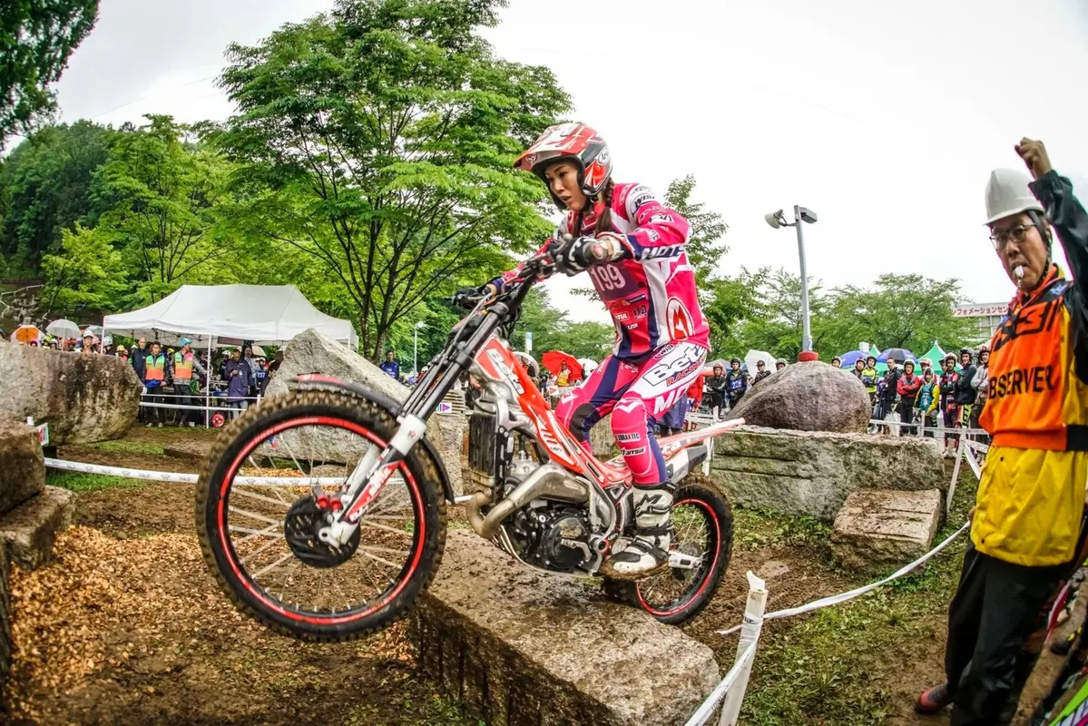 Trial. Doppietta schiacciante di Bou in Giappone (86)