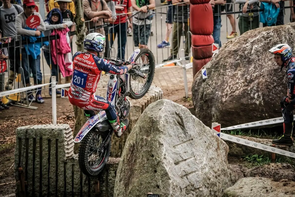 Trial. Doppietta schiacciante di Bou in Giappone (145)