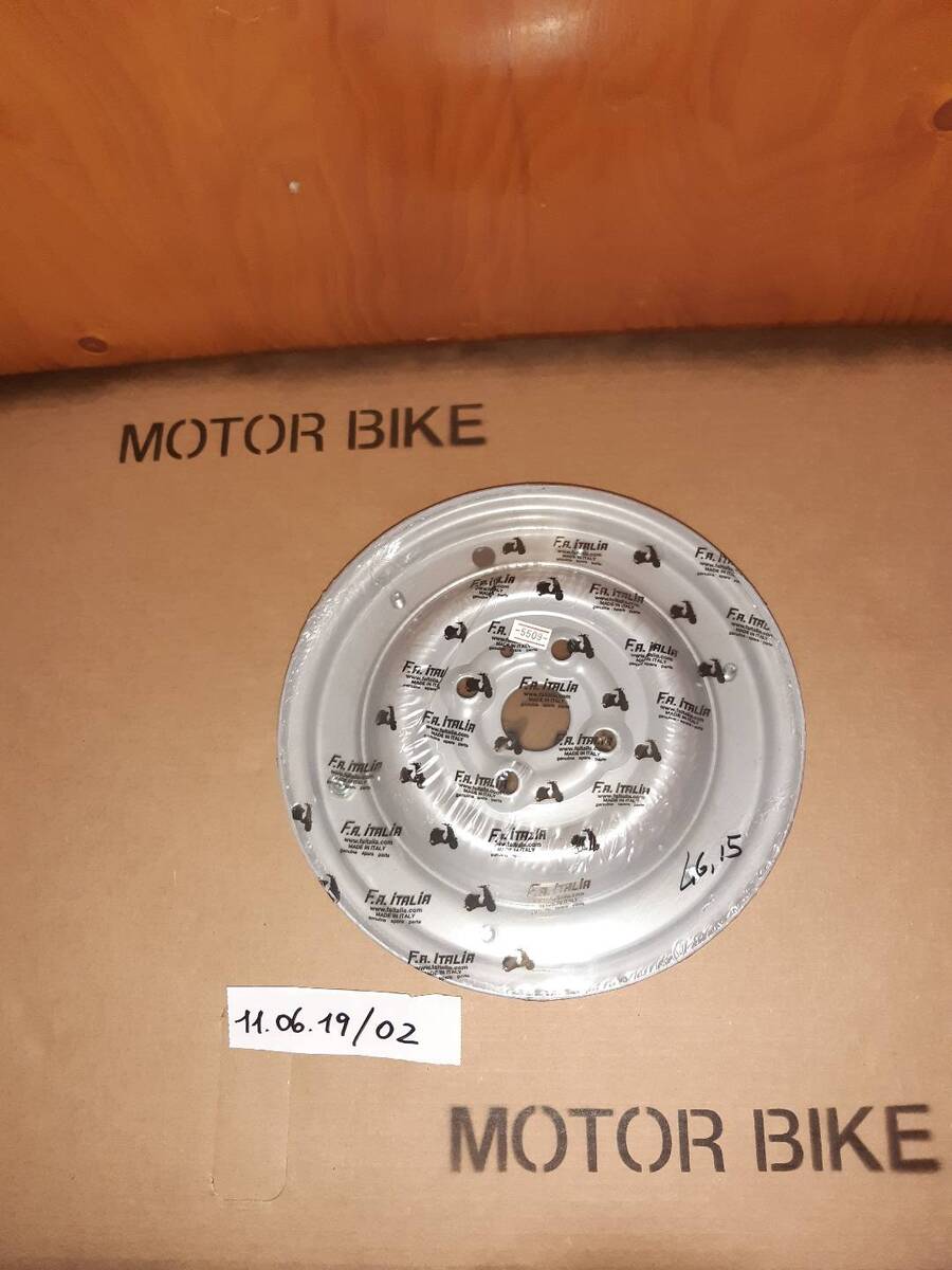 Coppia Cerchi Ruota Neri Per Vespa 50 Special, PX 125/150/200 – Misure 3.00.10 E 3.50.10, Canale 2.10, In Lega D'acciaio