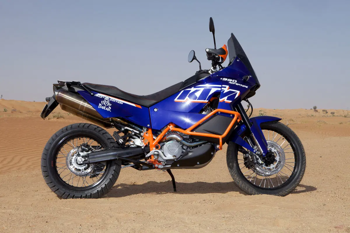 KTM 990 Adventure Dakar  (21)
