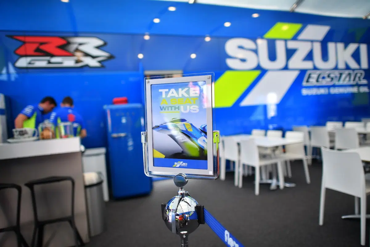 La MotoGP è uno sport di squadra. Il dietro le quinte del team Suzuki (7)