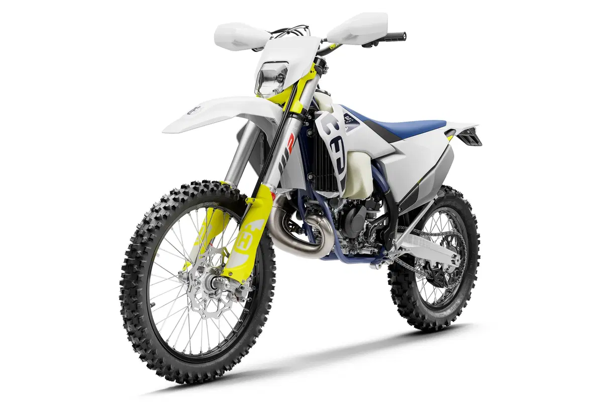 Husqvarna Enduro FE e TE 2020: novità tecniche e arriva la 150 a iniezione (2)
