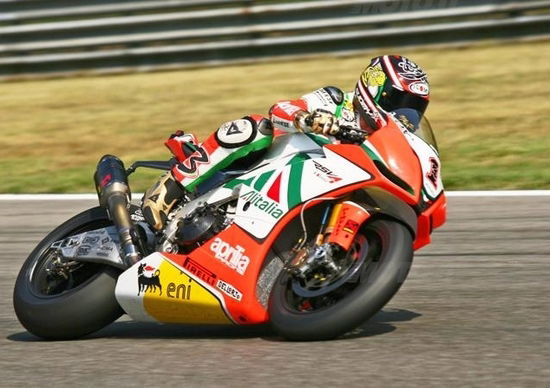 Nico Cereghini: Biaggi va dritto e noi a rovescio