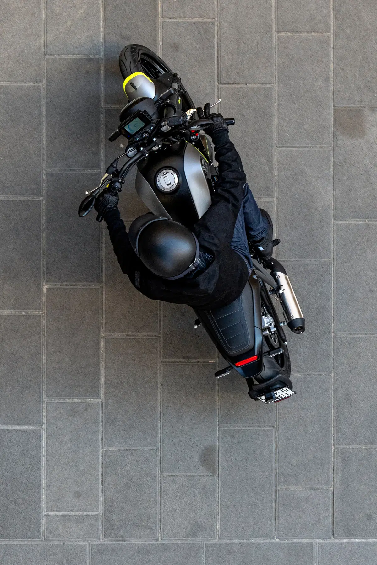 Benelli Leoncino 250: arriva ora in vendita. Prezzo e dati (10)