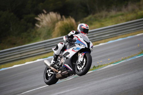 BMW S1000RR: tutto quello che c'è da sapere (2)