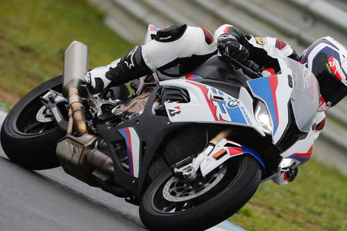 BMW S1000RR: tutto quello che c'è da sapere (6)