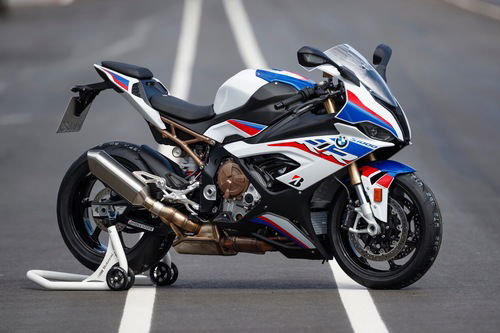 BMW S1000RR: tutto quello che c'è da sapere (8)