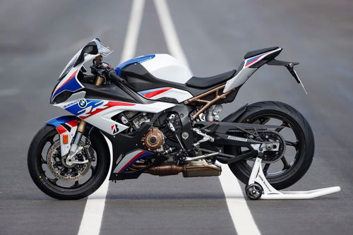 BMW S1000RR: tutto quello che c'è da sapere (9)