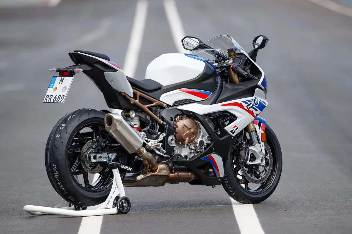 BMW S1000RR: tutto quello che c'è da sapere (14)