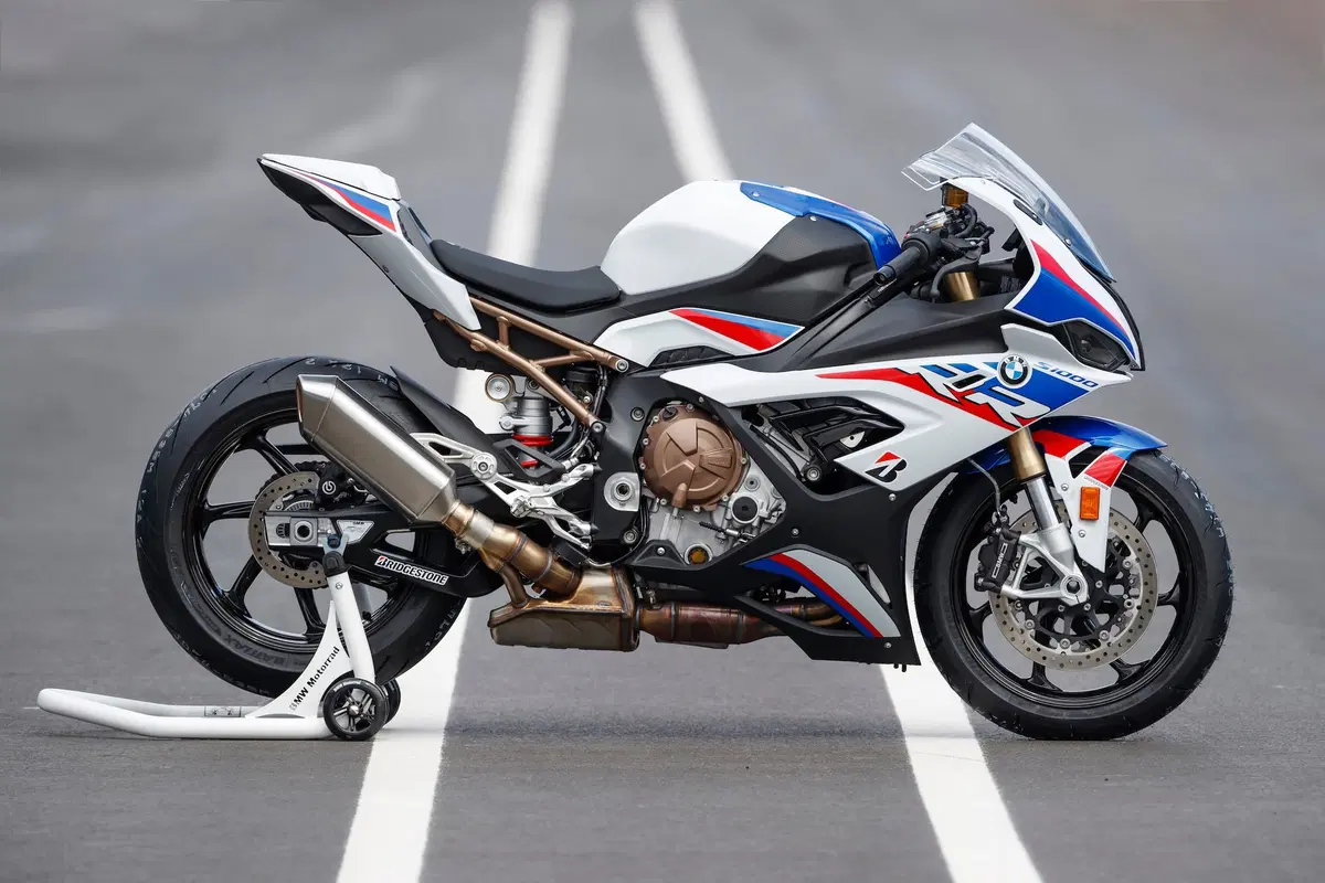 BMW S1000RR: tutto quello che c'è da sapere (17)