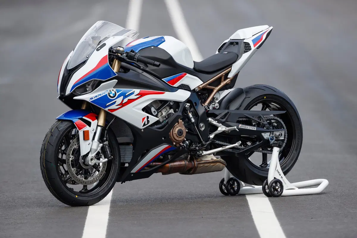 BMW S1000RR: tutto quello che c'è da sapere (18)