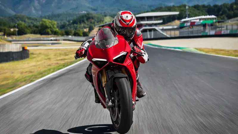 Ducati Panigale V4: tutto quello che c'&egrave; da sapere