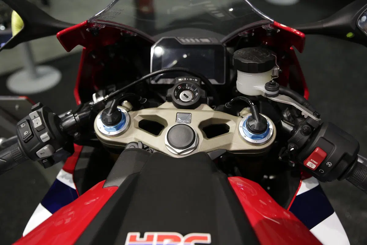 EICMA 2018: Honda CBR1000RR Fireblade e Fireblade SP 2019 (10)