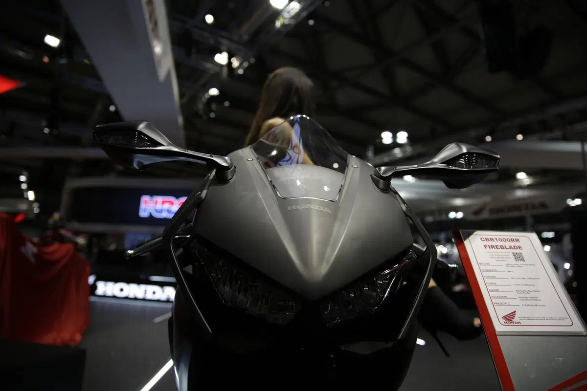 EICMA 2018: Honda CBR1000RR Fireblade e Fireblade SP 2019 (17)