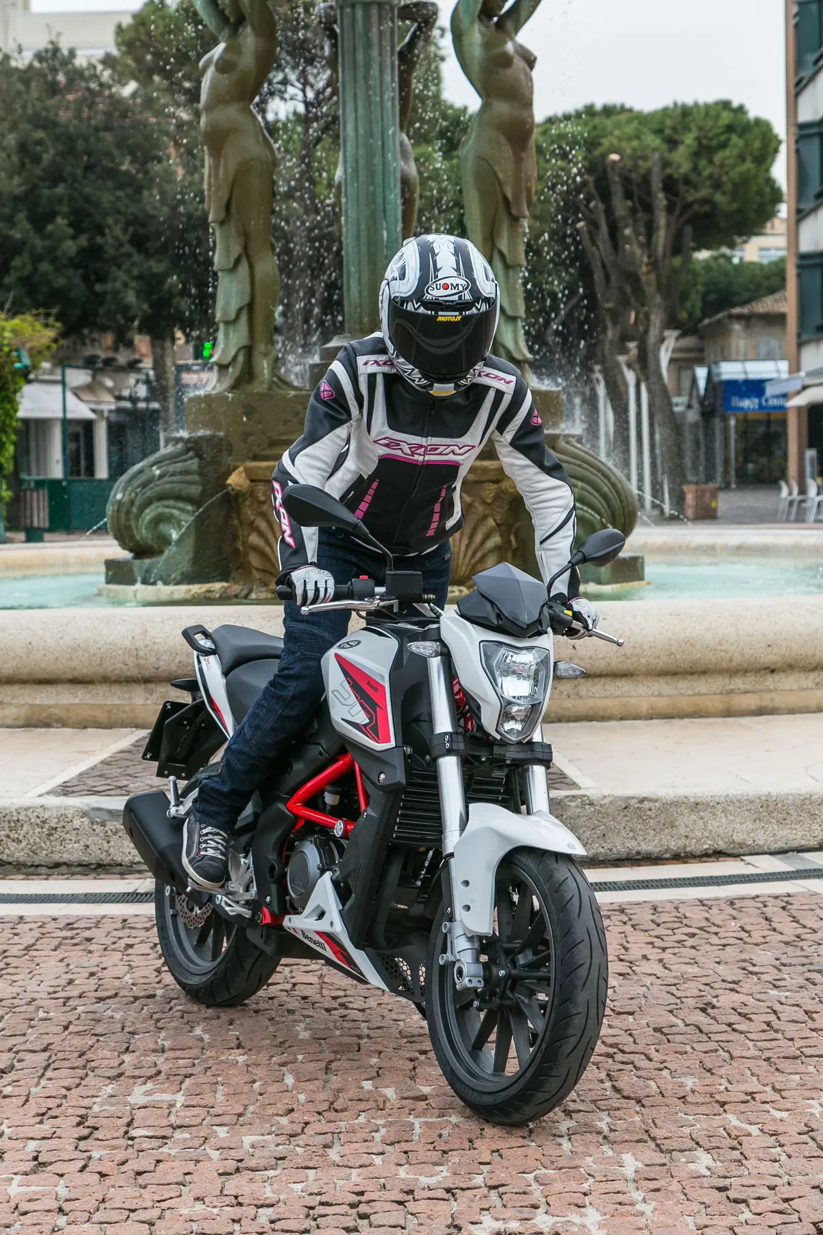 Benelli BN251