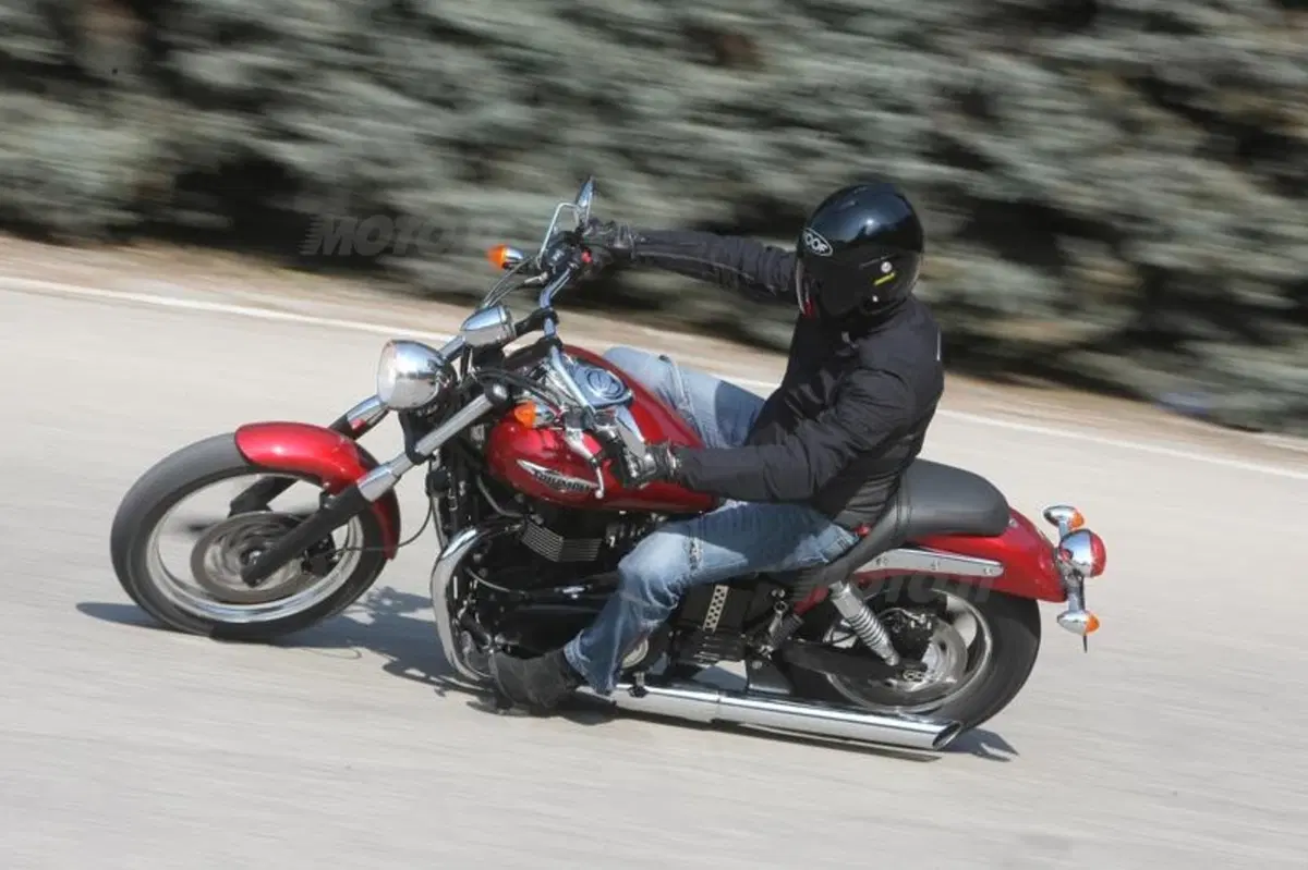 Triumph Speedmaster e America   (6)