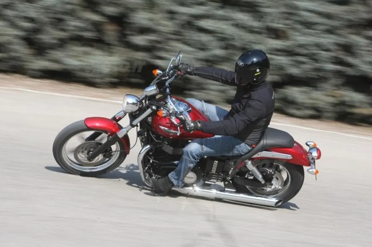 Triumph Speedmaster e America   (8)