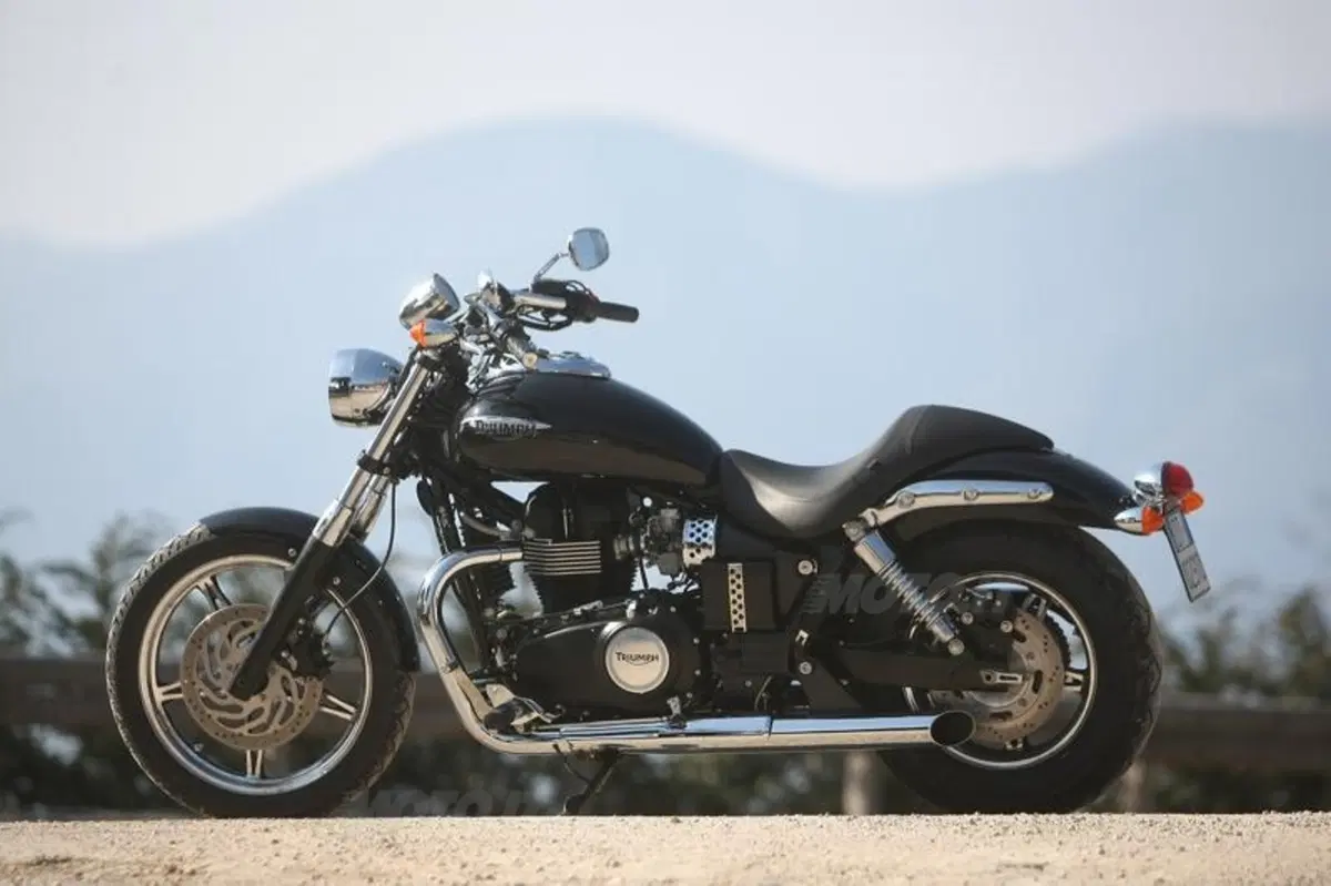 Triumph Speedmaster e America   (23)