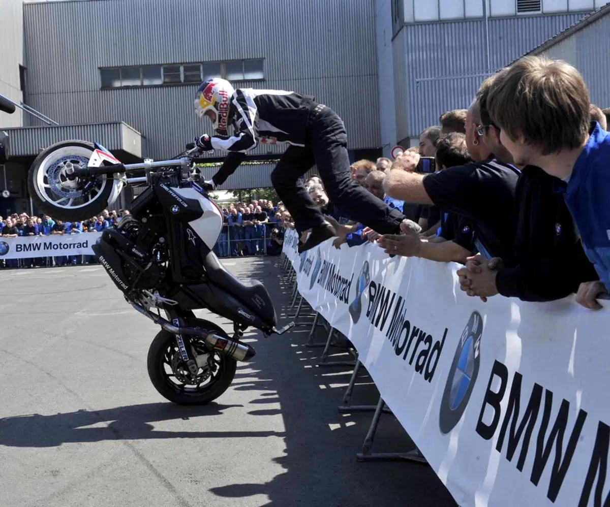 2 milioni di moto per lo stabilimento BMW Motorrad di Berlino