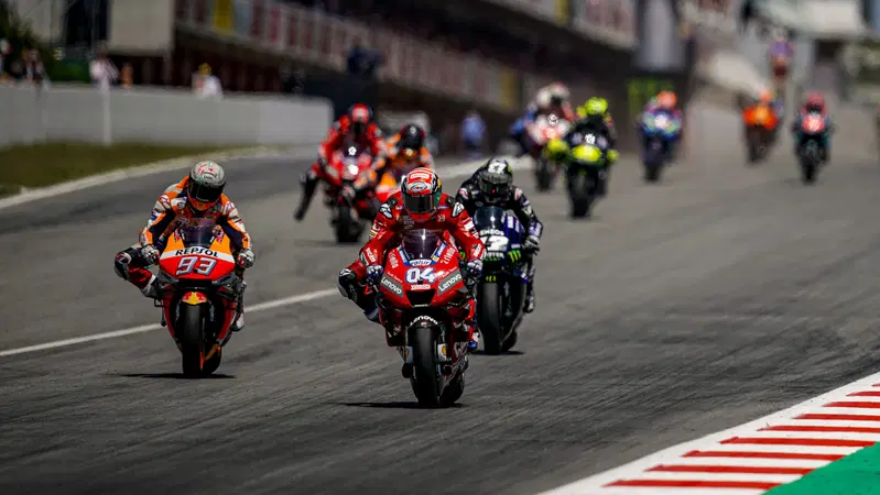 GP di Catalunya, MotoGP vs Formula1, velocit&agrave; massime e non solo: che cosa cambia?