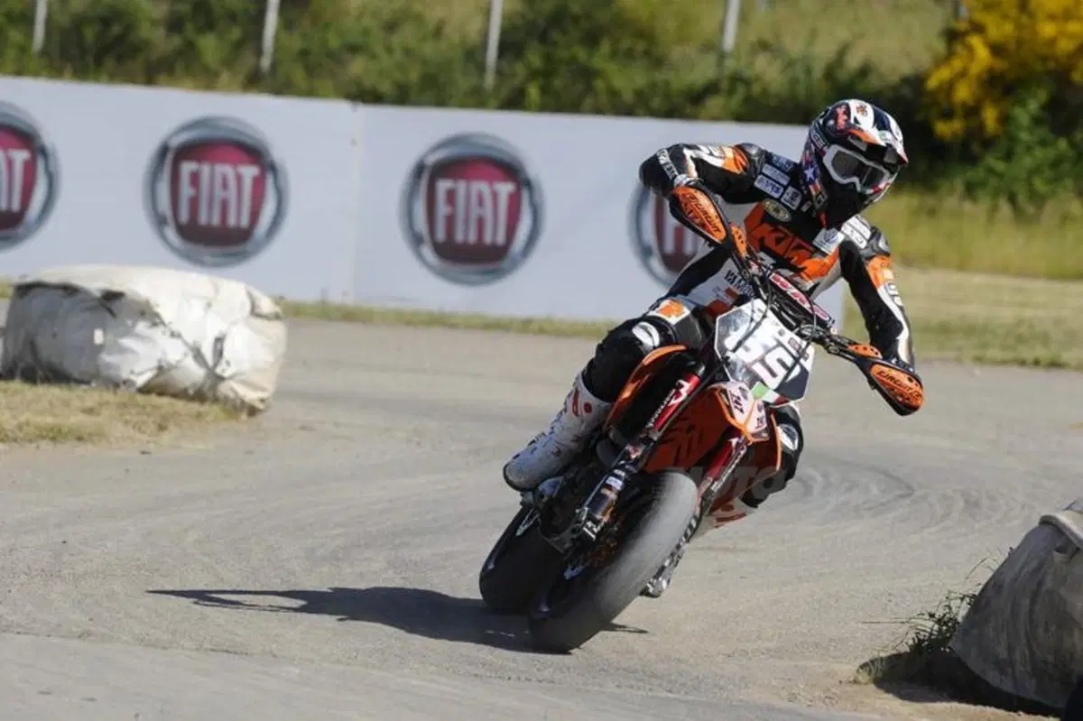Chareyre vince la terza prova degli Internazionali Supermotard (2)