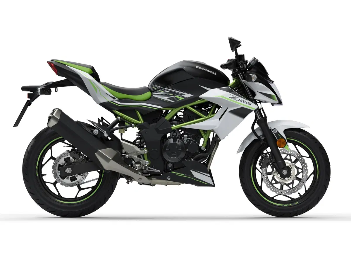 Kawasaki Z125 Bandertest, la prova interattiva (2)