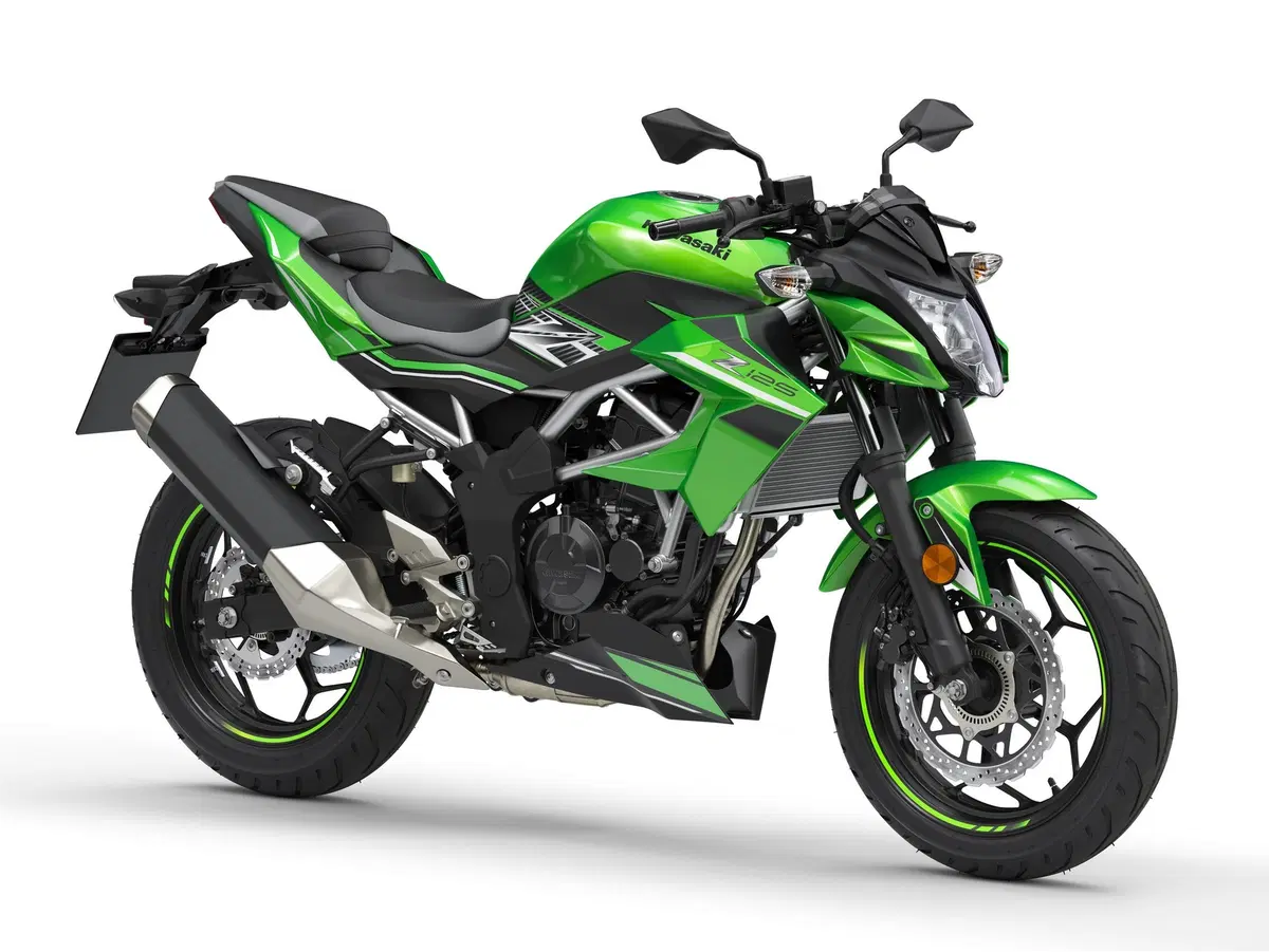 Kawasaki Z125 Bandertest, la prova interattiva (7)