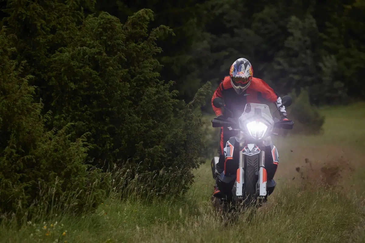 KTM 790 Adventure R Rally: ancora più specialistica! (3)