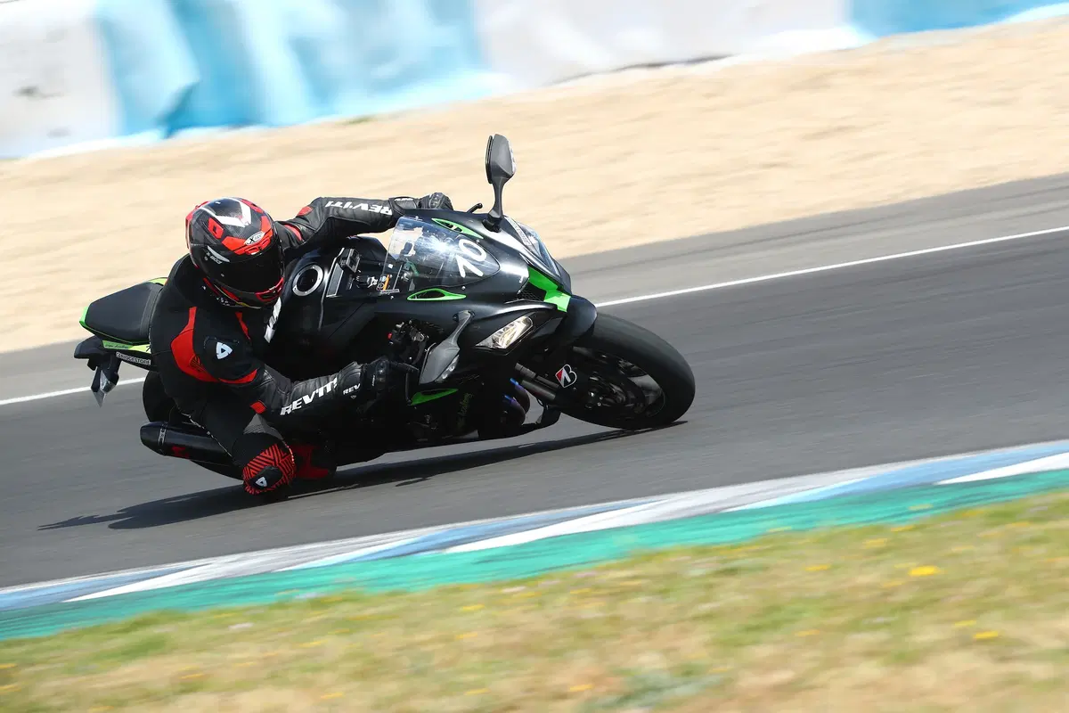 Bridgestone Battlax Hypersport S22: test in pista