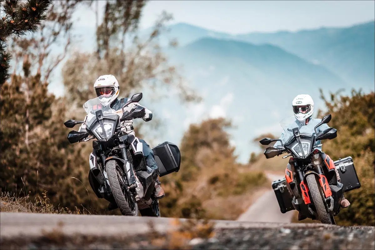 KTM 790 Adventure: TEST offroad e... notte in tenda coi lupi! 2a parte (7)