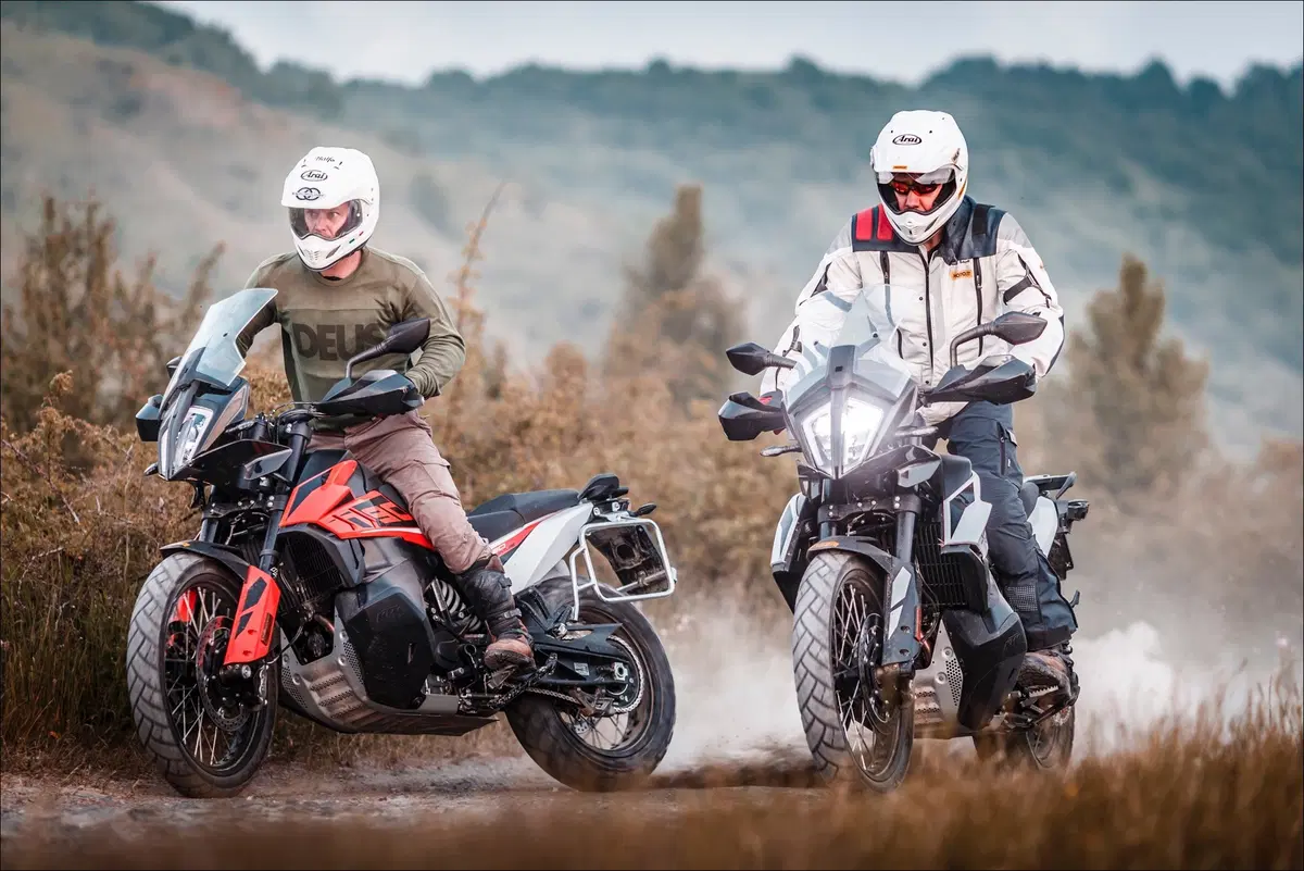 KTM 790 Adventure: TEST offroad e... notte in tenda coi lupi! 2a parte (8)