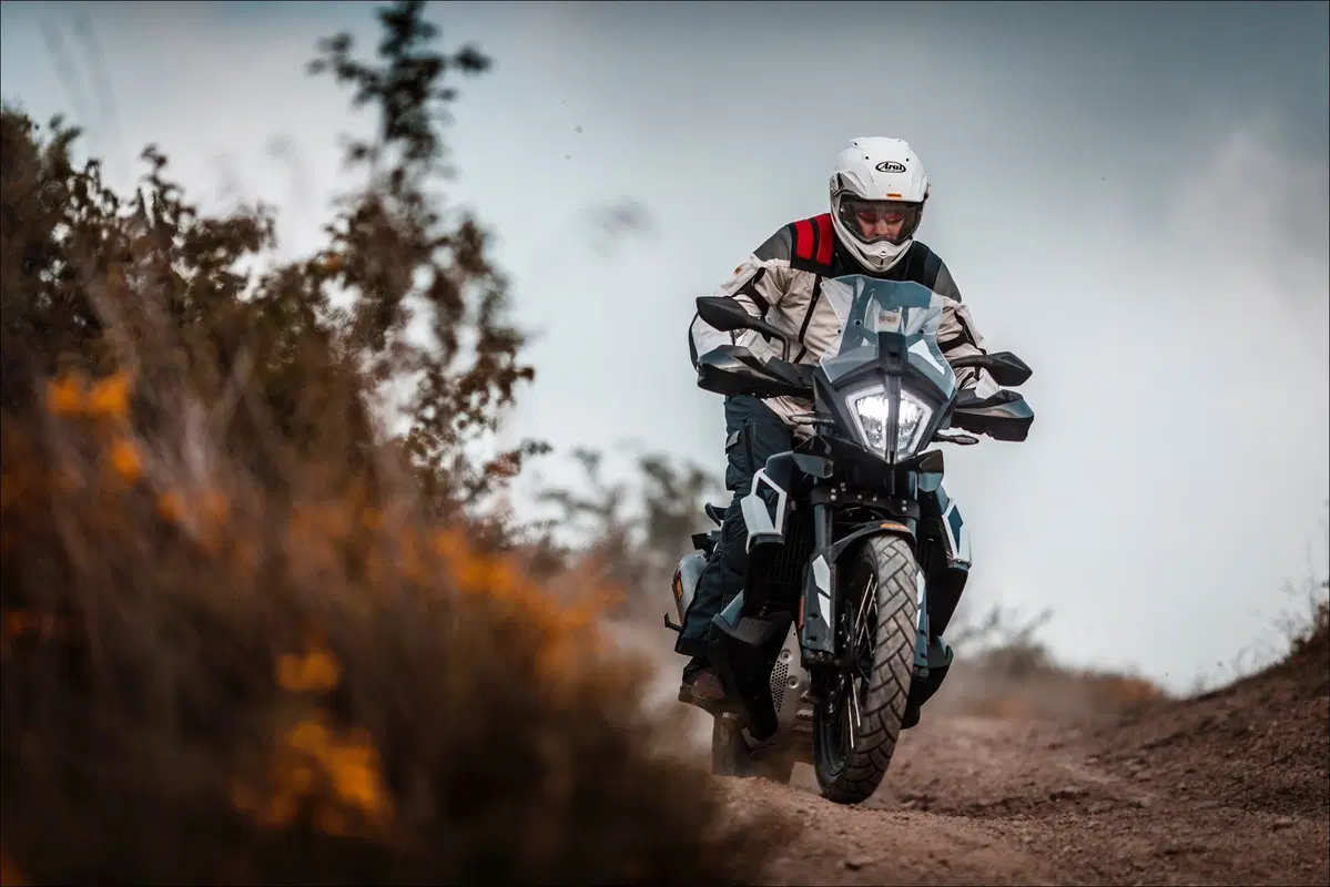 KTM 790 Adventure: TEST offroad e... notte in tenda coi lupi! 2a parte (9)