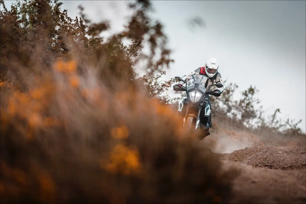 KTM 790 Adventure: TEST offroad e... notte in tenda coi lupi! 2a parte (10)