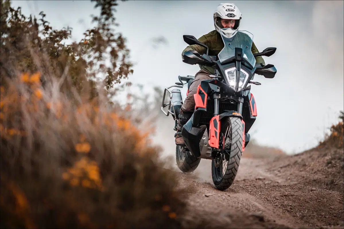 KTM 790 Adventure: TEST offroad e... notte in tenda coi lupi! 2a parte (13)