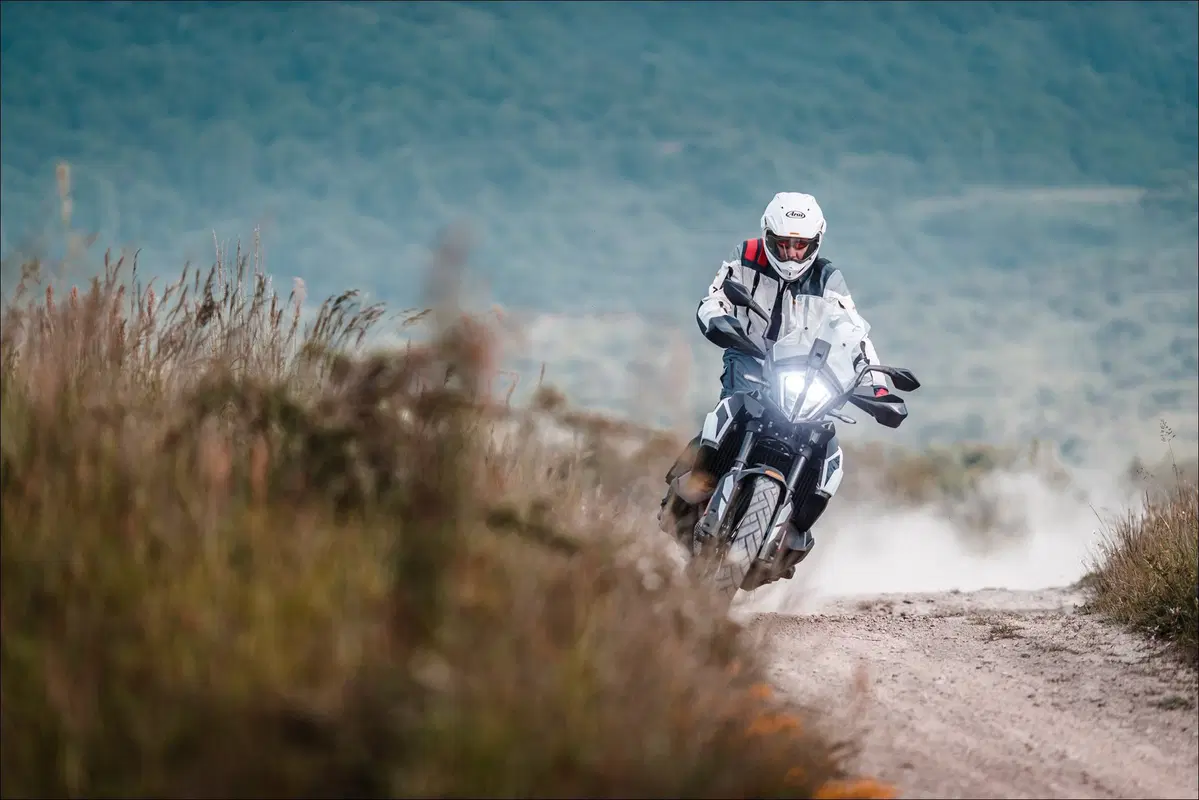 KTM 790 Adventure: TEST offroad e... notte in tenda coi lupi! 2a parte (14)