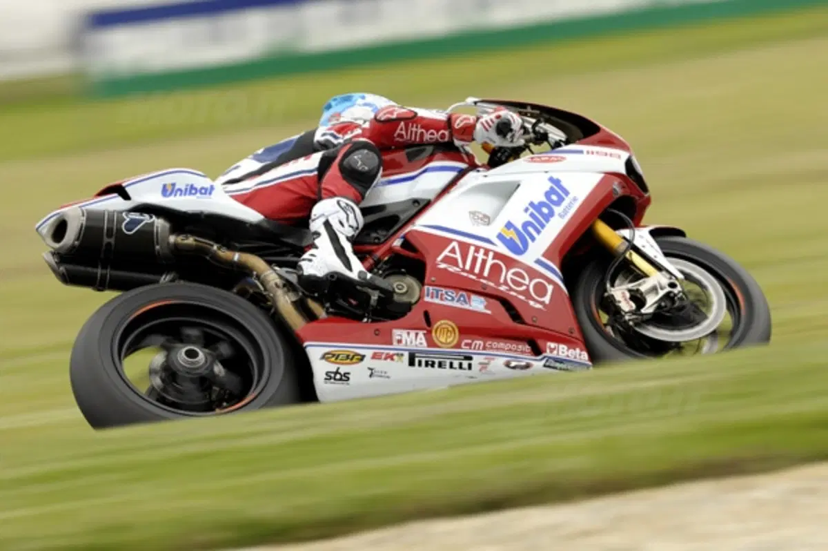 Taleo Tecnoracing con il team Althea e Carlos Checa (2)