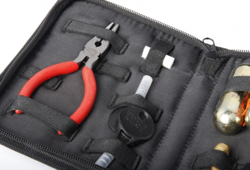 OJ: Easy Tubeless Tyre Repair kit (4)