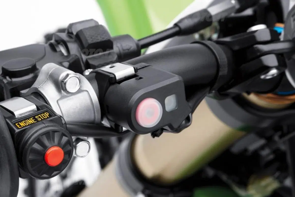 Kawasaki Motocross 2012. Debutta il Launch Control (4)