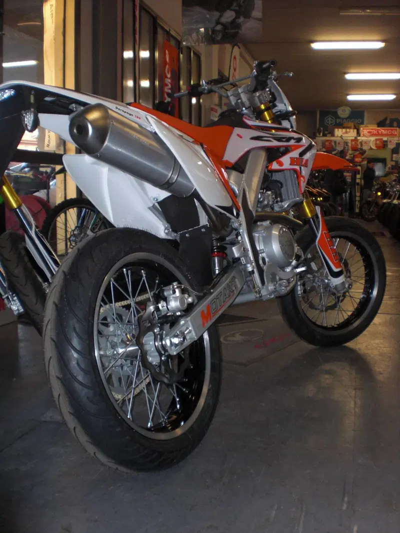 HM CRM F125 X Derapage 4t
